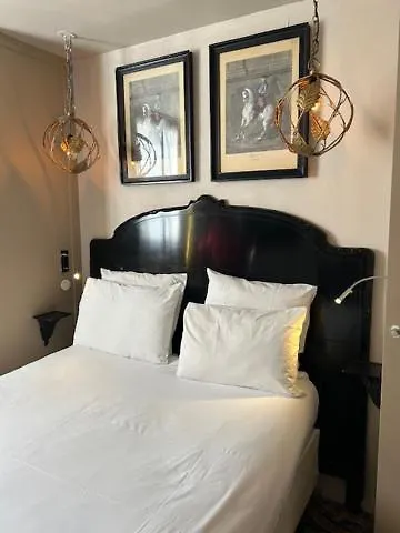 New Hotel Republique - Ex Albert'S Hotel Paris 4*,